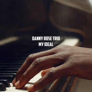 巨鞭自慰出精HD
